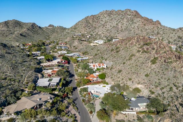 3500 E LINCOLN Drive 17, Phoenix, AZ 85018