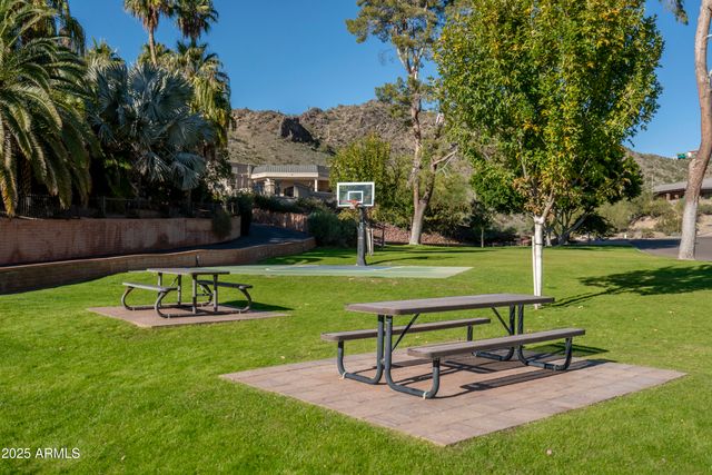 3500 E LINCOLN Drive 17, Phoenix, AZ 85018