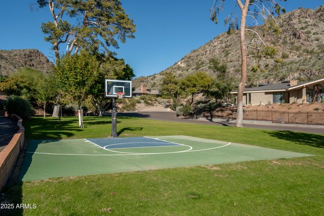 3500 E LINCOLN Drive 17, Phoenix, AZ 85018