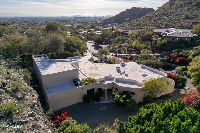 3500 E LINCOLN Drive 17, Phoenix, AZ 85018