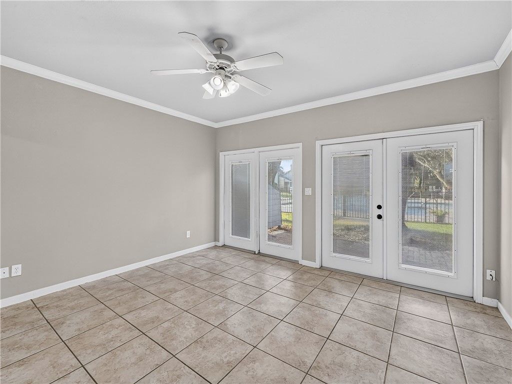 210 Oak Bay St 902, Rockport, TX 78382 — photo 5