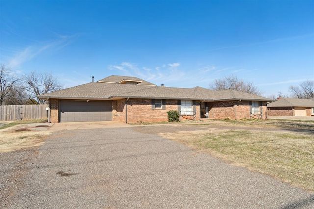 1725 NW Washington Avenue, Piedmont, OK 73078