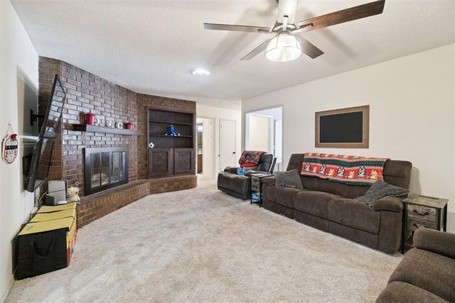 1725 NW Washington Avenue, Piedmont, OK 73078