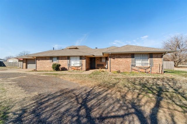 1725 NW Washington Avenue, Piedmont, OK 73078