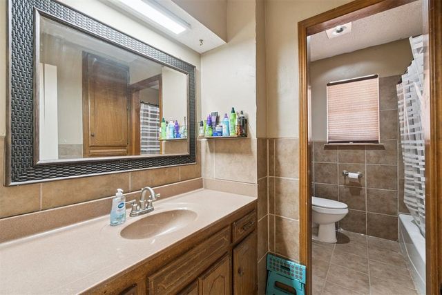 1725 NW Washington Avenue, Piedmont, OK 73078