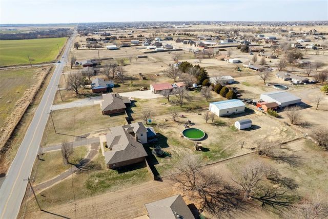 1725 NW Washington Avenue, Piedmont, OK 73078