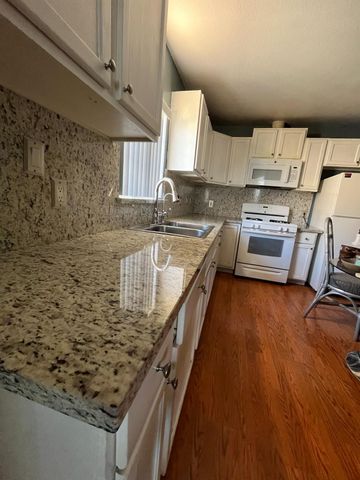 2111 Hackett, Ceres, CA 95307