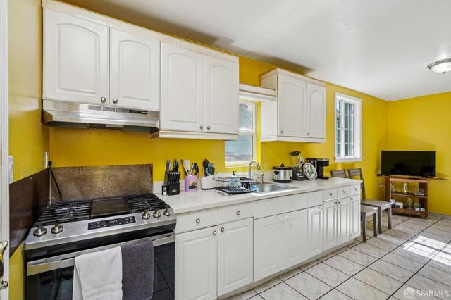 381 Richland Avenue, San Francisco, CA 94109