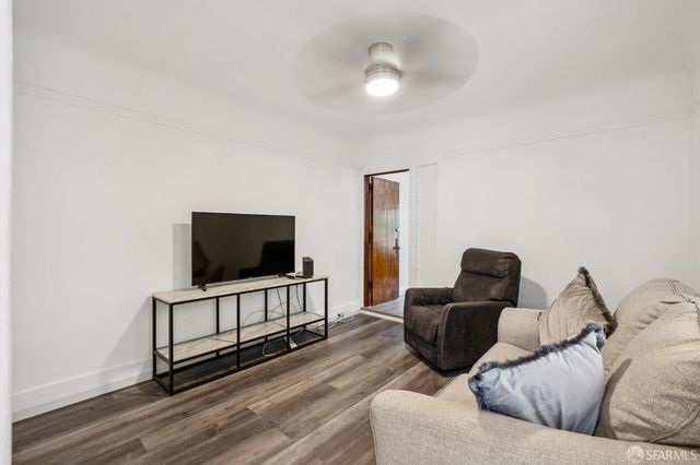 381 Richland Avenue, San Francisco, CA 94109