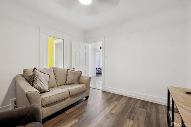 381 Richland Avenue, San Francisco, CA 94109