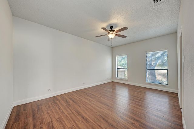 634 Broken Hills DR, Horseshoe Bay, TX 78657