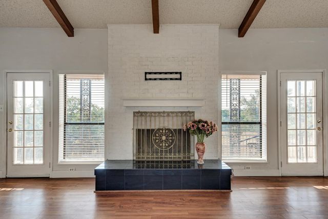 634 Broken Hills DR, Horseshoe Bay, TX 78657