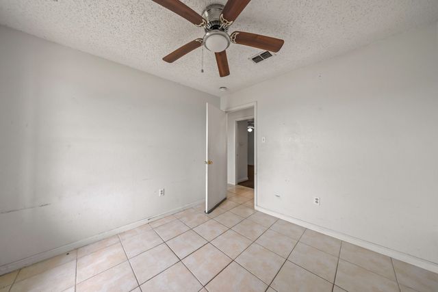 101 Arrowhead Street, Fort Worth, TX 76108