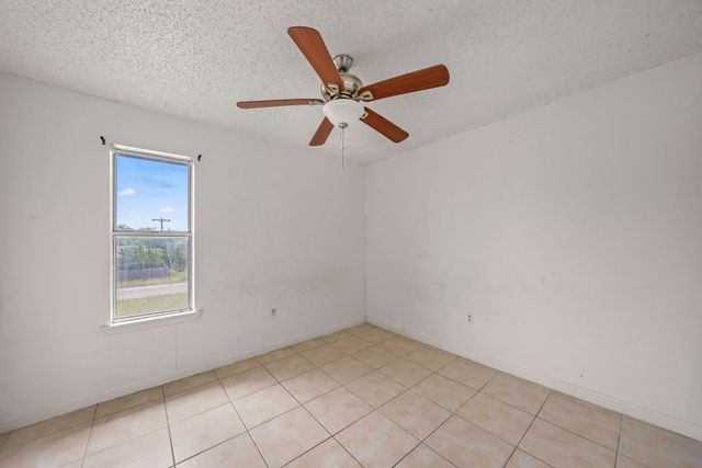 101 Arrowhead Street, Fort Worth, TX 76108