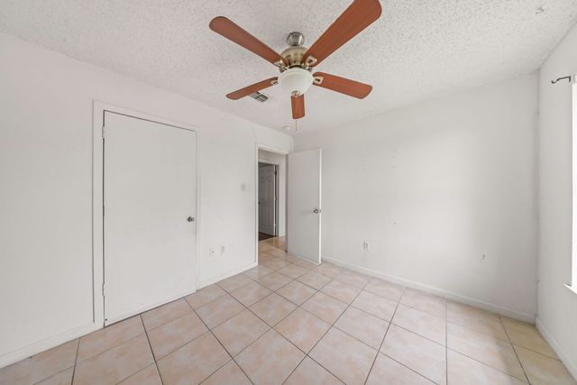 101 Arrowhead Street, Fort Worth, TX 76108