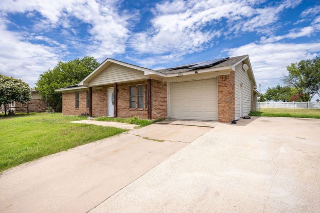 101 Arrowhead Street, Fort Worth, TX 76108