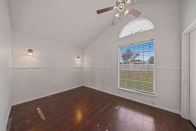 101 Arrowhead Street, Fort Worth, TX 76108