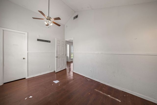101 Arrowhead Street, Fort Worth, TX 76108