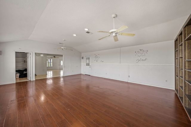 101 Arrowhead Street, Fort Worth, TX 76108