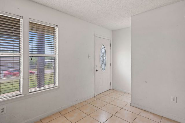 101 Arrowhead Street, Fort Worth, TX 76108