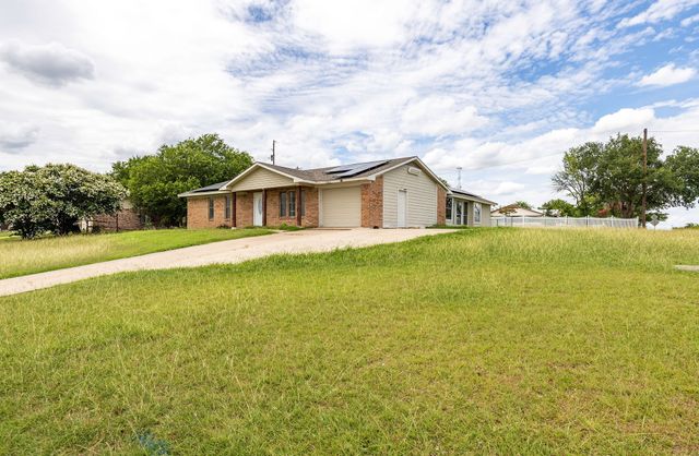 101 Arrowhead Street, Fort Worth, TX 76108