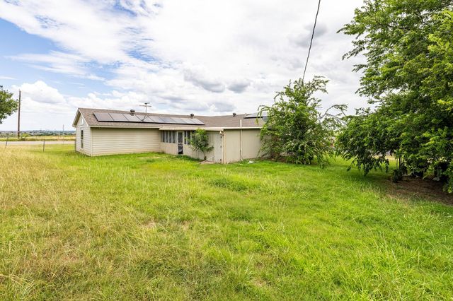 101 Arrowhead Street, Fort Worth, TX 76108