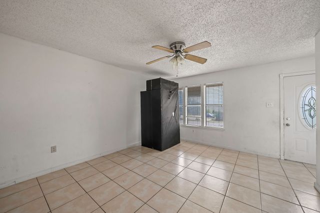 101 Arrowhead Street, Fort Worth, TX 76108