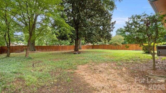 5745 Riviere Drive, Charlotte, NC 28211