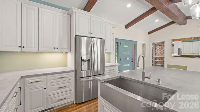 5745 Riviere Drive, Charlotte, NC 28211