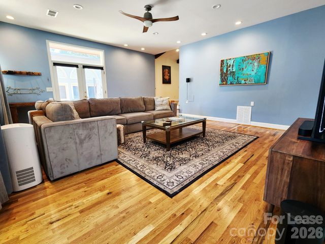 5745 Riviere Drive, Charlotte, NC 28211