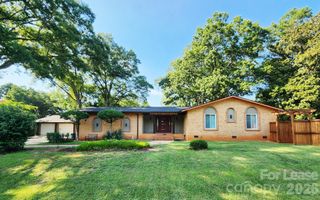 5745 Riviere Drive, Charlotte, NC 28211