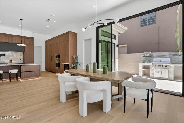 6915 E MONTREAL Place, Scottsdale, AZ 85254