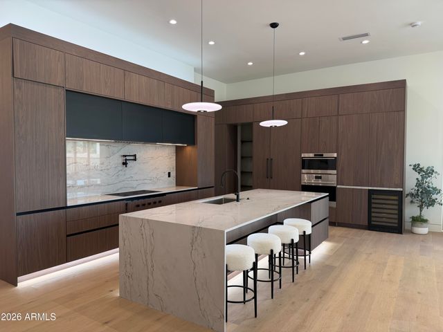 6915 E MONTREAL Place, Scottsdale, AZ 85254