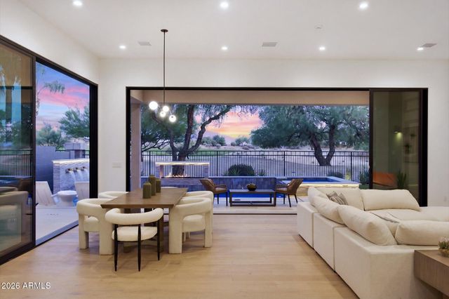 6915 E MONTREAL Place, Scottsdale, AZ 85254