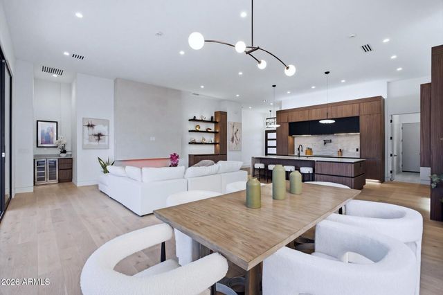 6915 E MONTREAL Place, Scottsdale, AZ 85254