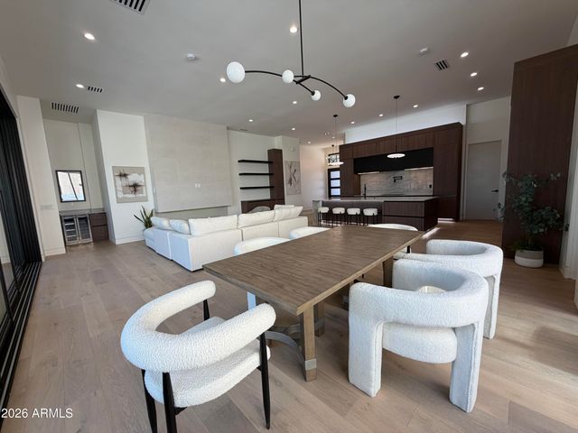 6915 E MONTREAL Place, Scottsdale, AZ 85254