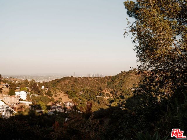 2400 Crest View Drive, Los Angeles, CA 90046