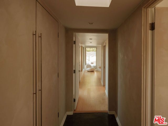2400 Crest View Drive, Los Angeles, CA 90046