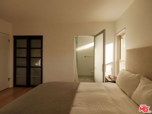 2400 Crest View Drive, Los Angeles, CA 90046