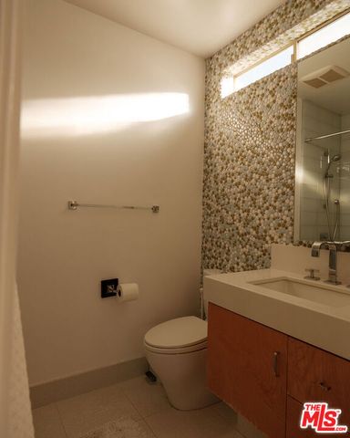 2400 Crest View Drive, Los Angeles, CA 90046