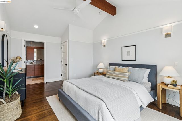 5325 Miles Ave, Oakland, CA 94618