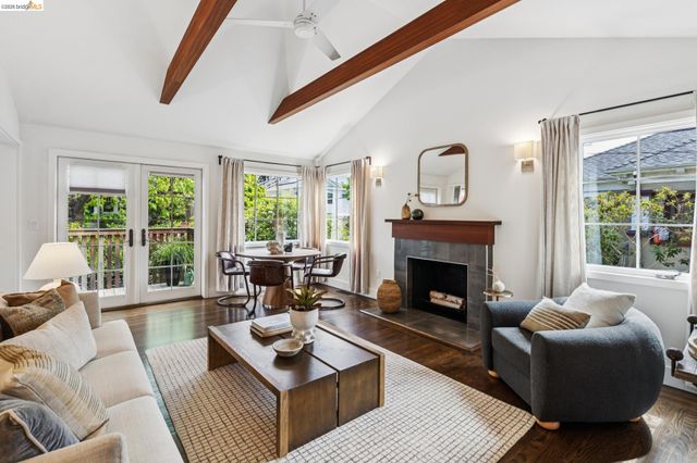 5325 Miles Ave, Oakland, CA 94618