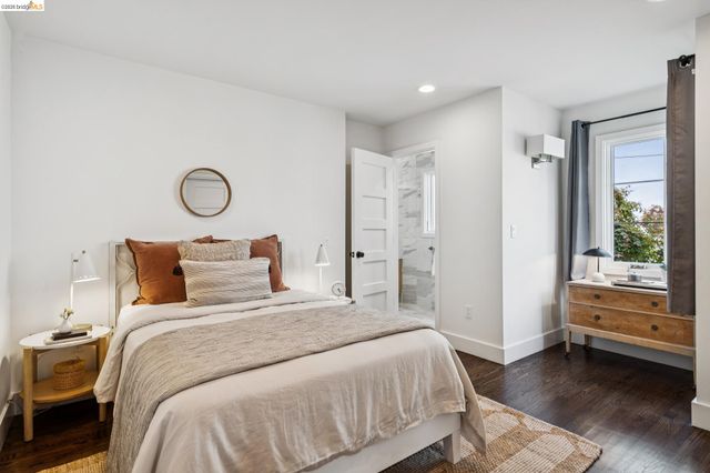 5325 Miles Ave, Oakland, CA 94618