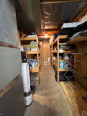 4643-4645 SW 8th Ave, Topeka, KS 66606