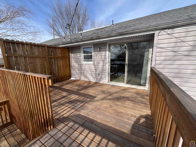 4643-4645 SW 8th Ave, Topeka, KS 66606