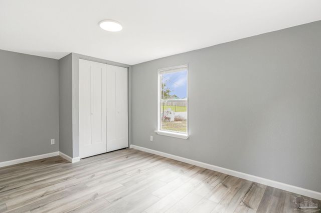 5658 Government Dr, Gulf Breeze, FL 32563