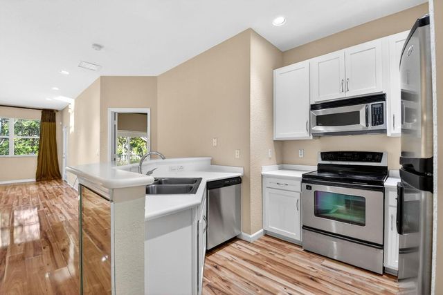 3134 Grandiflora Drive, Greenacres, FL 33467