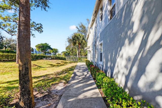 3134 Grandiflora Drive, Greenacres, FL 33467