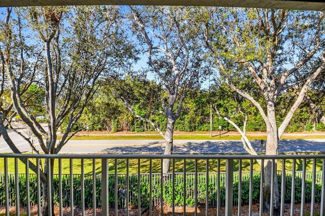 3134 Grandiflora Drive, Greenacres, FL 33467