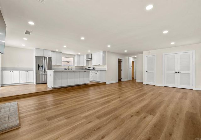 8704 Mulvaney Drive, San Diego, CA 92119